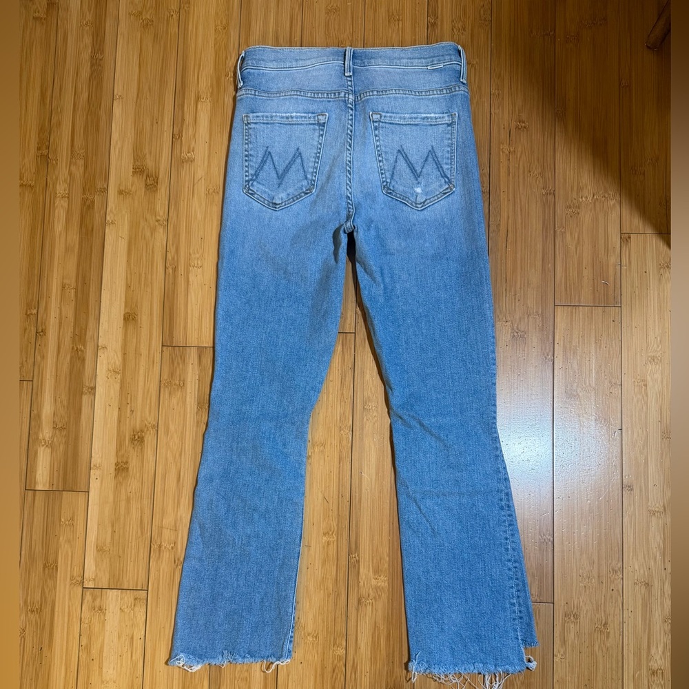 MOTHER The Insider Crop Step Fray Jeans in Thrilling Shots Size 27 - Picture 6 of 16